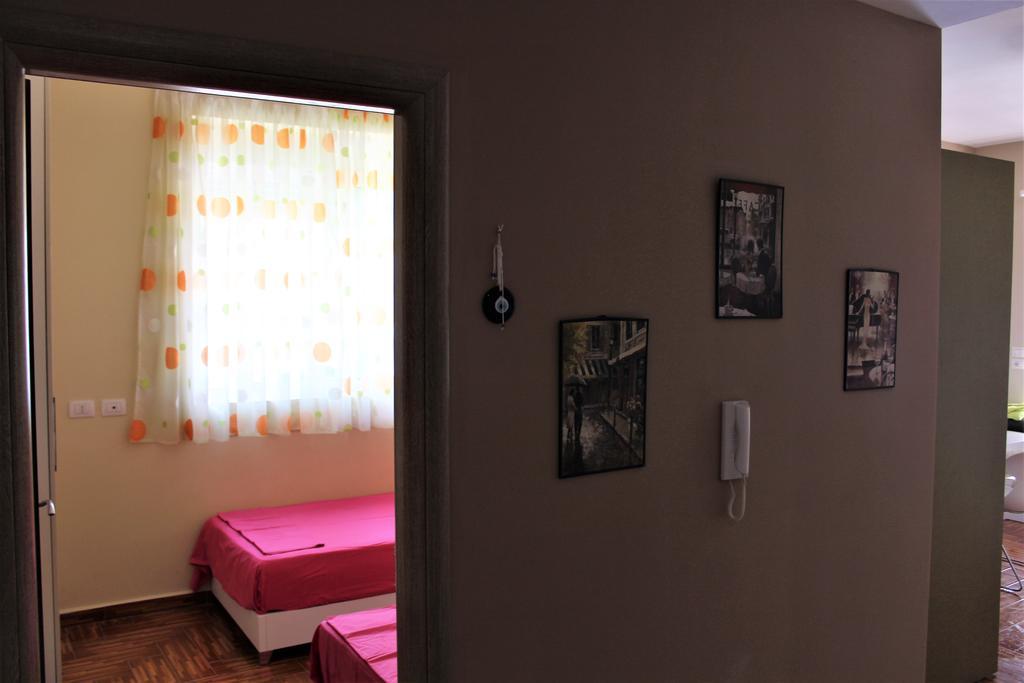 Seaside Apartment Саранде Екстериор снимка