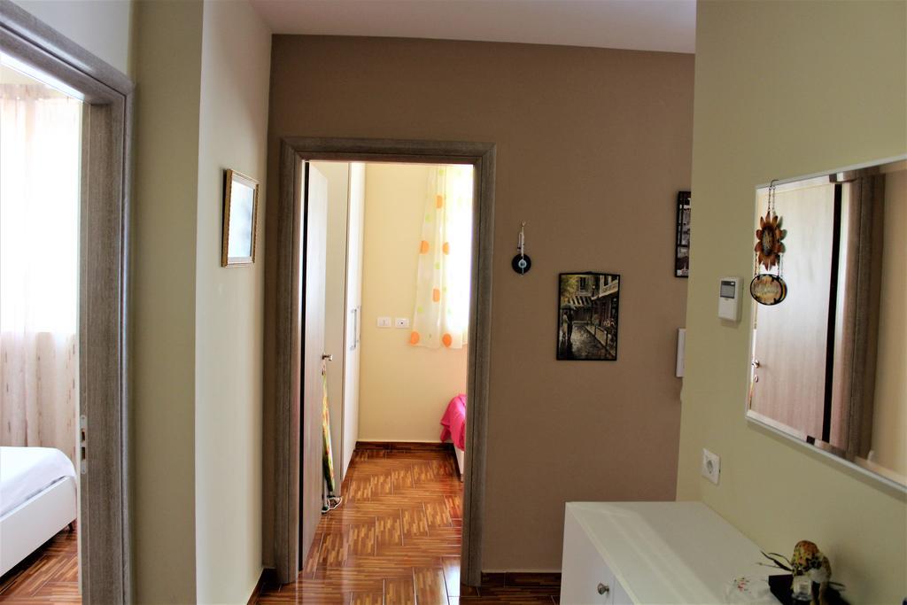 Seaside Apartment Саранде Екстериор снимка